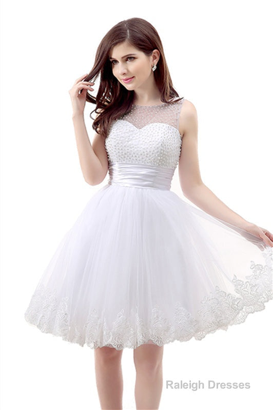 White Short Tulle Lace Knee Length Pearls Homecoming Dresses Main image