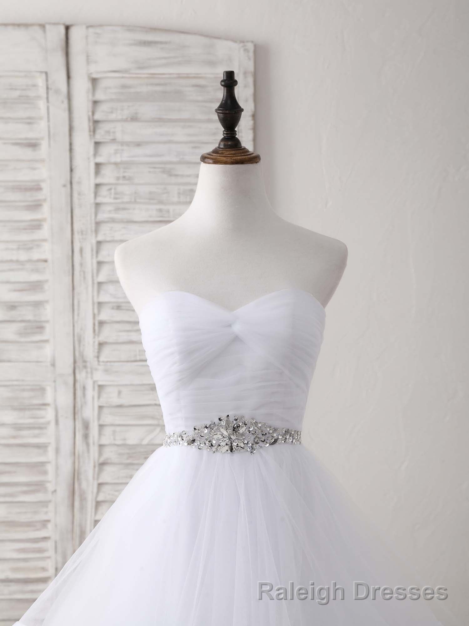 White Sweetheart Neck Tulle Long Prom Dress, White Formal Graduation Dress