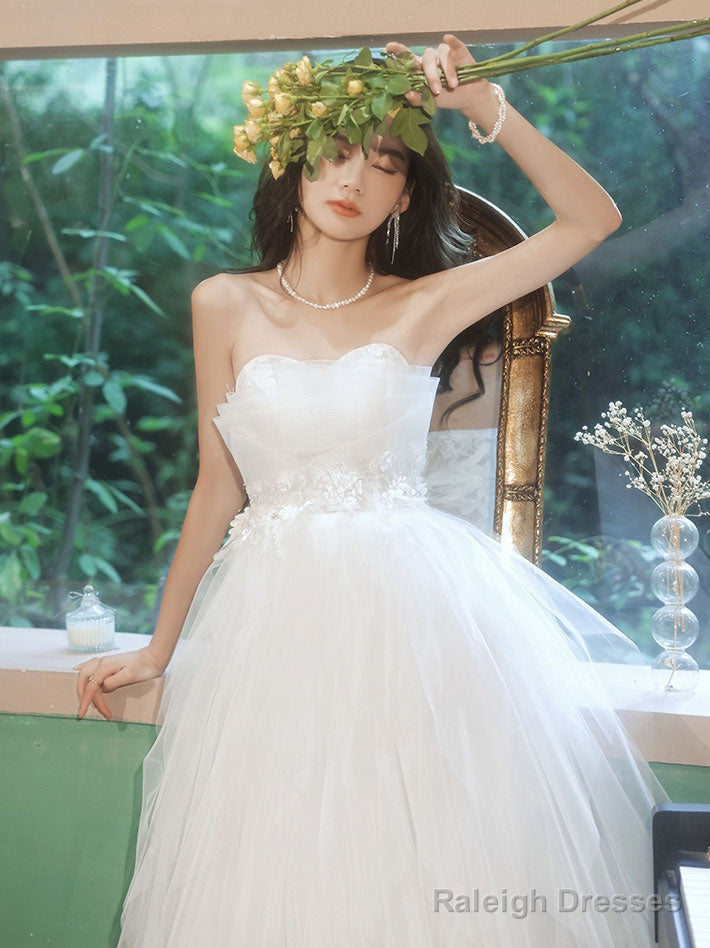 White Sweetheart Tulle Tea Length Lace Prom Dresses Lace Prom Dresses Secondary image