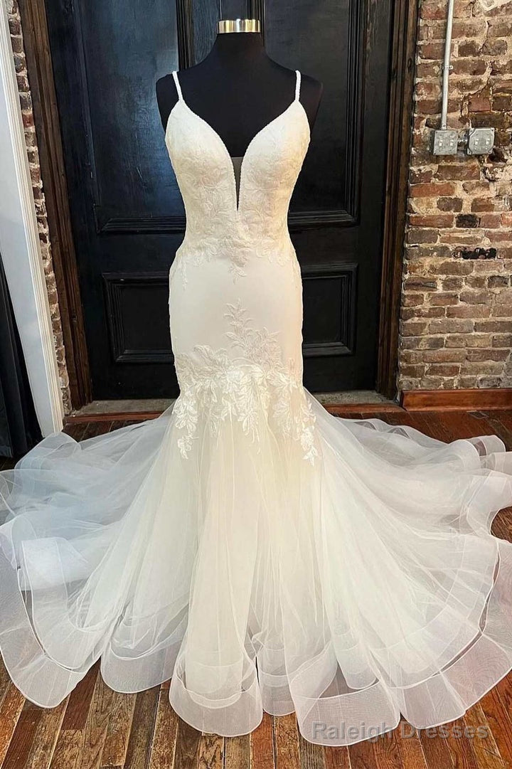 White Tulle Floral Lace Trumpet Long Wedding Dresses V-Neck Open Back Main image