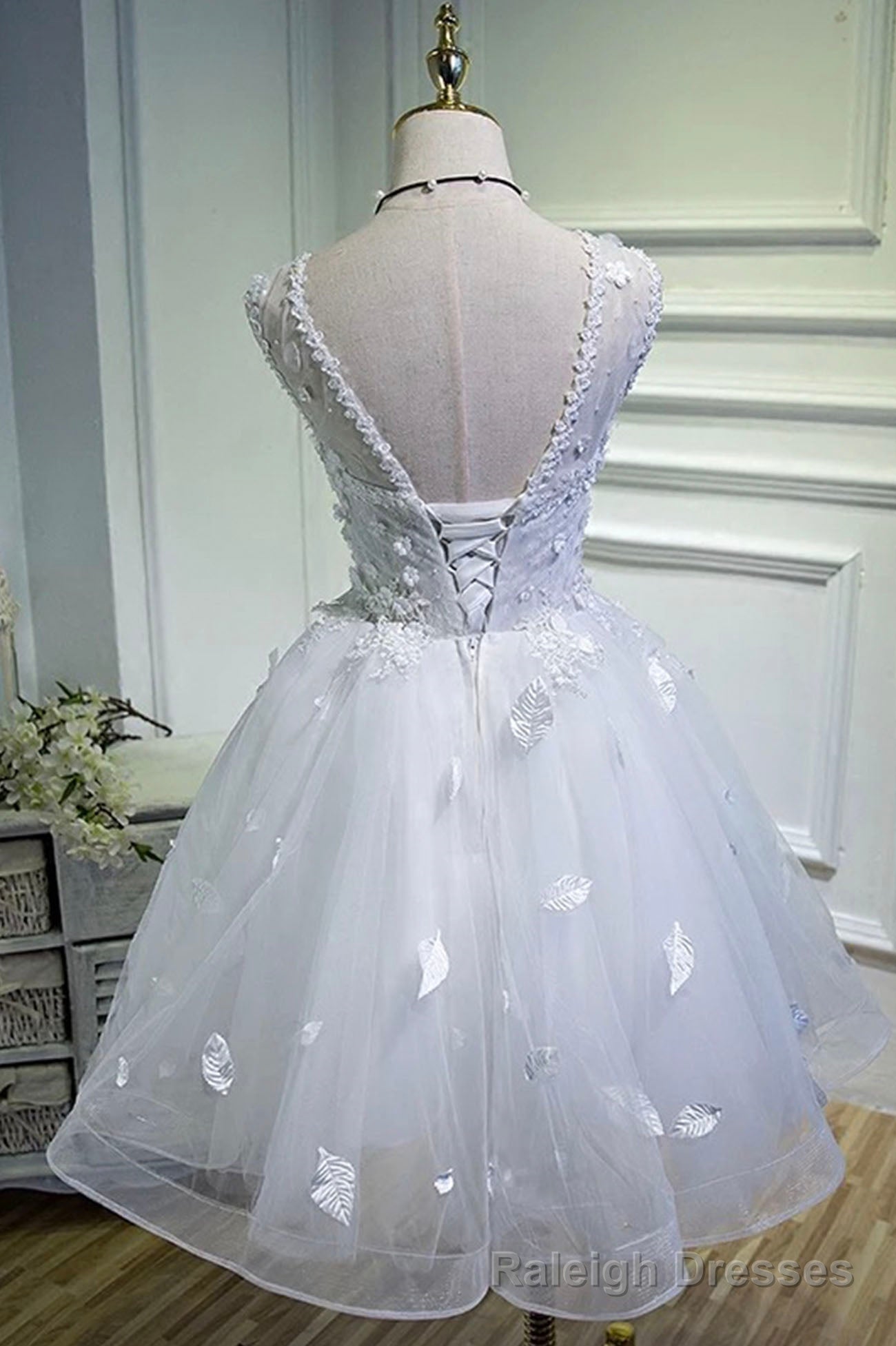 White Tulle Lace Short Prom Dress Pageant Dress, Cute Knee Length Party Dress Secondary image