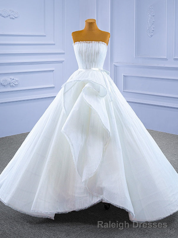 White Tulle Strapless Pleats Wedding Dress Main image