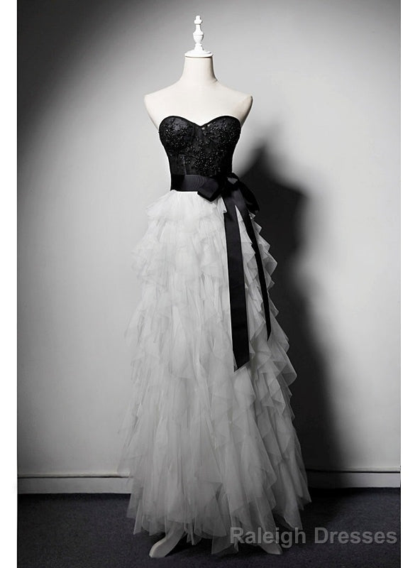 White Tulle Sweetheart Beading Prom Dress Main image