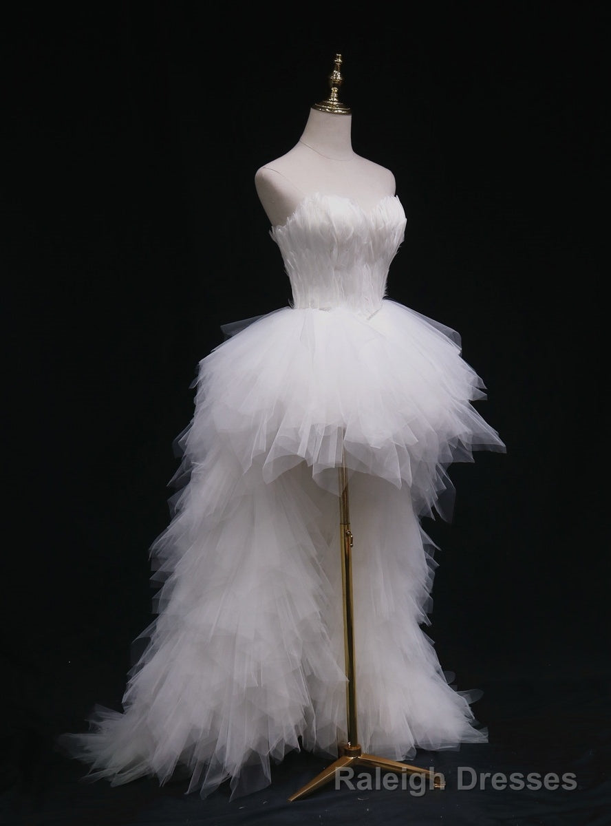 White Tulle Sweetheart Wedding Dress Main image