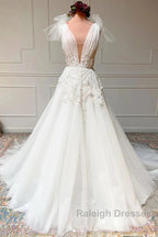 White V Neck Tulle Lace Long Wedding Dress