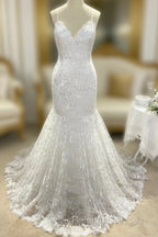 Wholesale Trumpet/Mermaid V-Neck Sleeveless Lace Applique Sweep/Brush Train Wedding Dresses