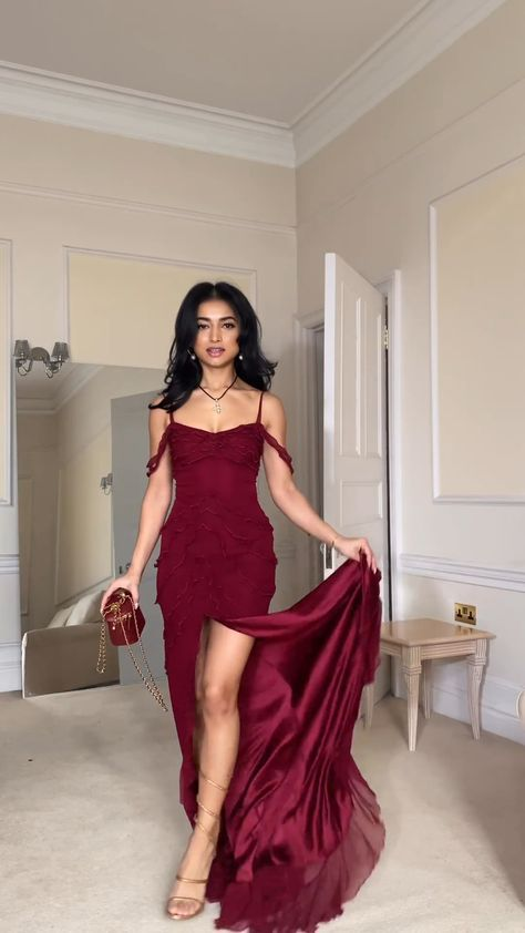Wine Red Off Shoulder Straps Multi-Layered Ruffles Long Prom Dresses
