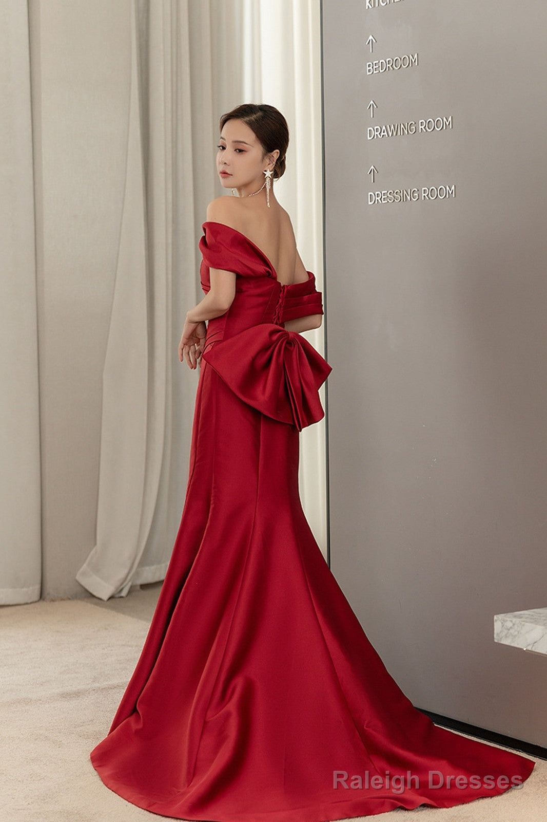 Wine Red Satin Mermaid Long Prom Dresses With Bow Wine Red Off Shoulder Prom Dresses