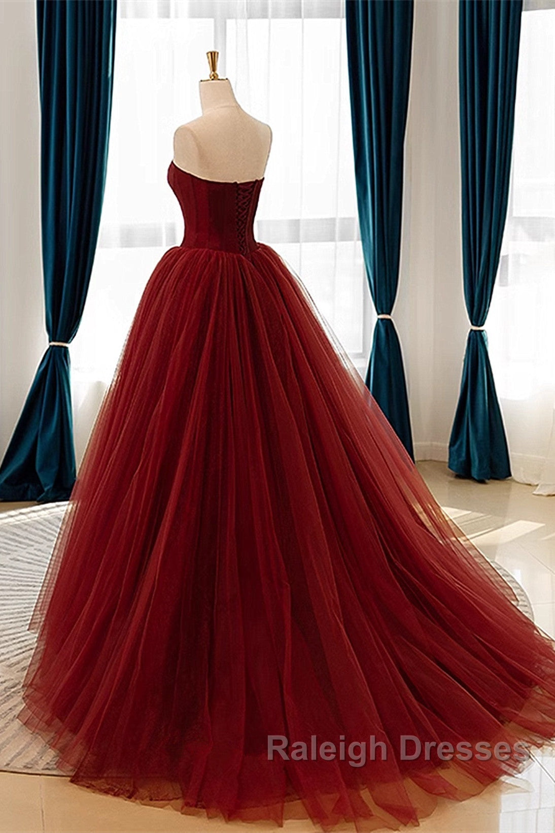 Wine Red Scoop Sweetheart Tulle Ball Gown Prom Dresses Wine Red Tulle Prom Dresses