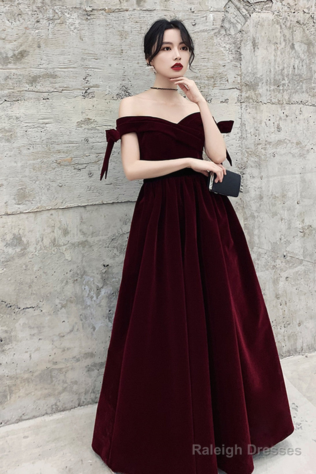 Wine Red Velvet Off Shoulder Prom Dresses A-Line Velvet Bridesmaid Dresses Prom Dresses