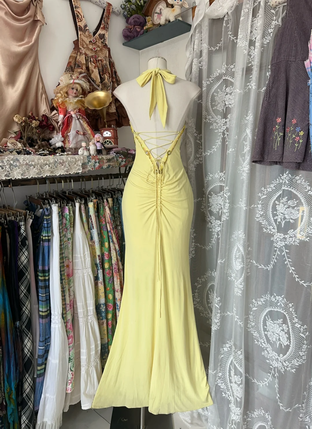 Yellow Halter Sweetheart Mermaid Vintage Long Prom Dresses Prom Dresses