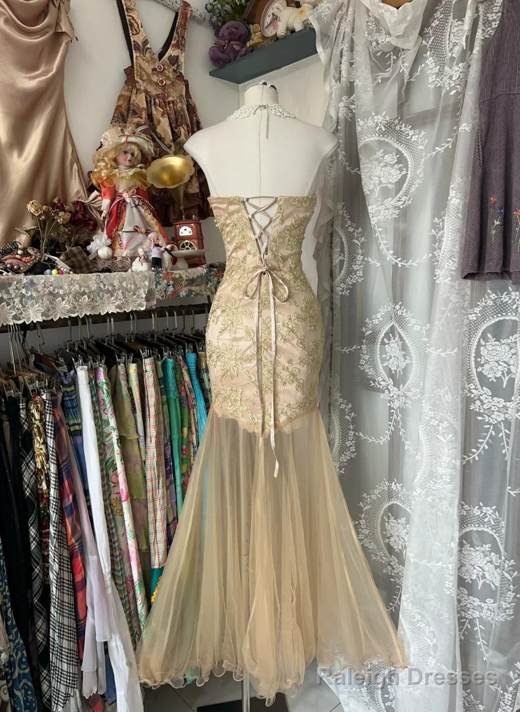 Yellow Mermaid Strapless Sweetheart Tulle Beaded Applique Long Prom Dress