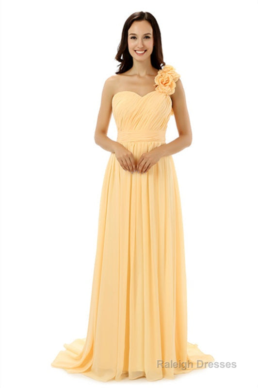 Yellow One Shoulder Chiffon With Pleats Flower Bridesmaid Dresses Secondary image