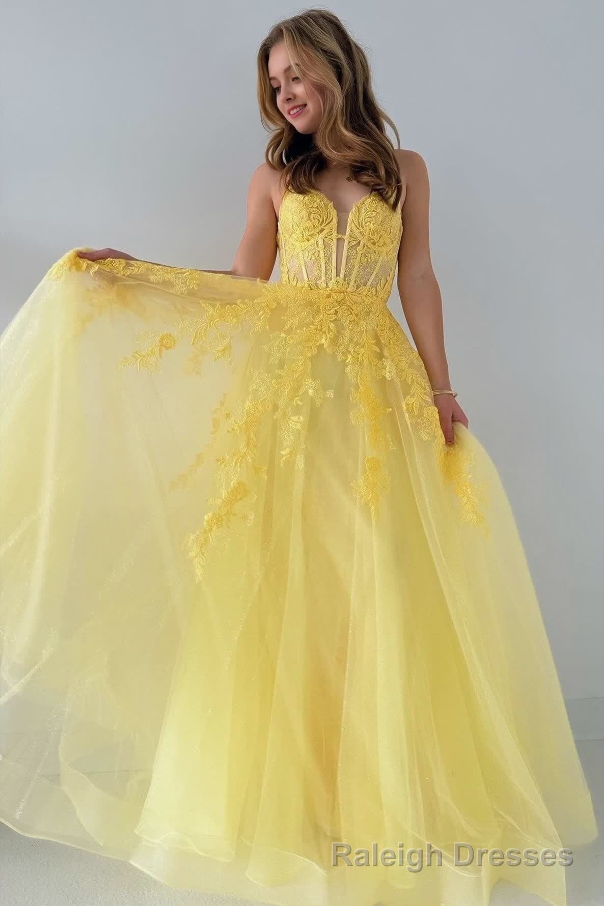 Yellow Tulle Appliques Lace-Up A-Line Long Prom Dress Secondary image