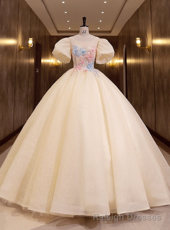 Yellow Tulle Puff Sleeve Appliques Quinceanera Dress Main image