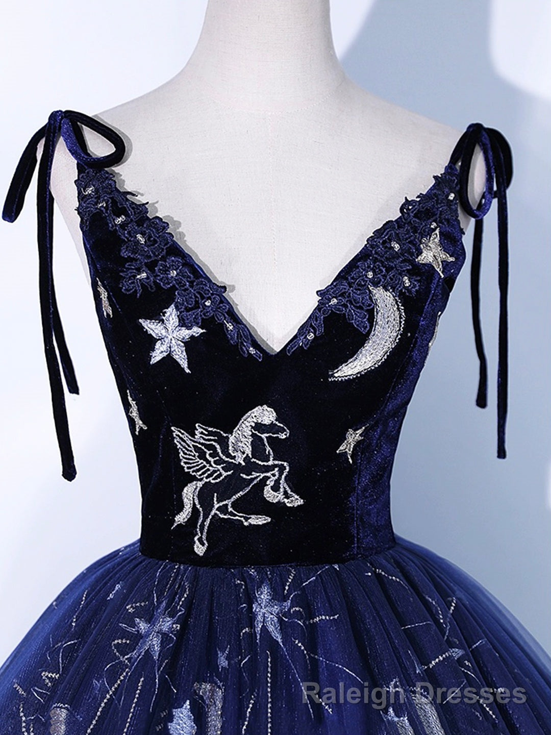 Navy Blue Tulle Long Prom Dress, Spaghetti Straps Lace Flower Backless Evening Dress