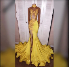 2023 Junoesque Yellow Split Mermaid/Trumpet Long Sleeve Satin Prom Dresses