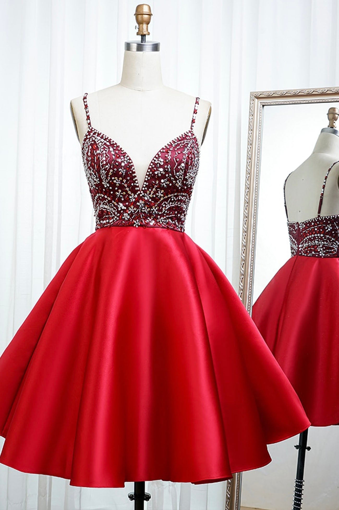 Red Satin Beading Short Prom Dresses, A-Line Homecoming Dresses