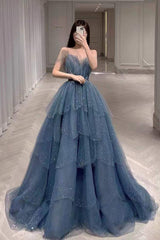 Rochie de bal superba albastru cu braț cu braț, rochie formală cu niveluri de stras