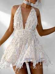 A-Line/Princess Halter Short/Mini Lace Homecoming Dresses With Beading