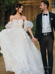 A-line / princesse chérie trains de cour de terrain robes de mariée en tulle avec appliques dentelle