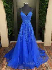 A-Line/Princess V-neck Sweep Train Tulle Evening Dresses With Appliques Lace
