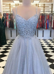 Elegant Light Blue Tulle V-neck Spaghetti Straps Lace Long Prom Dresses