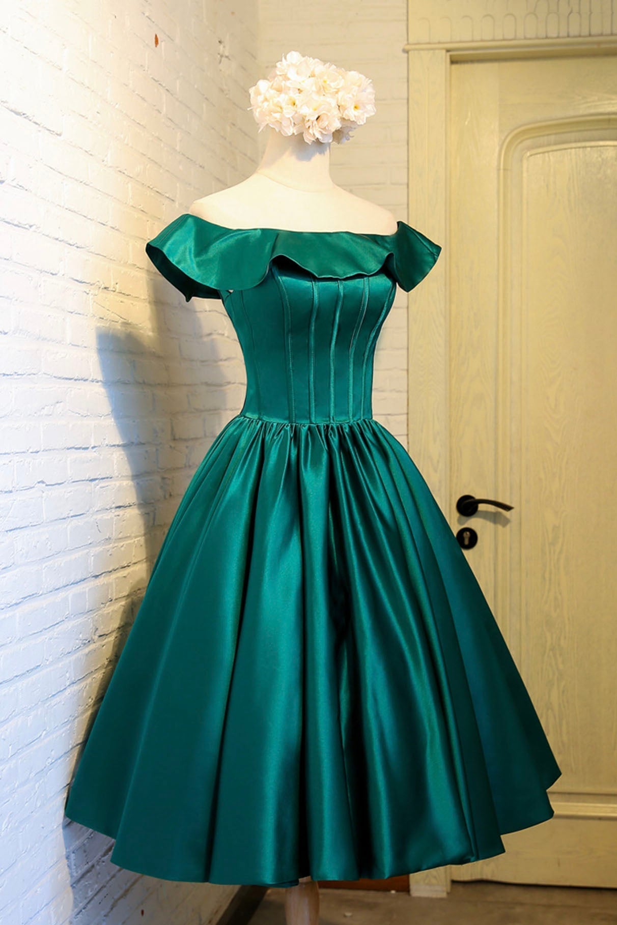 Green Satin Short Homecoming Dress, Cute Off the Shoulder Knee Length Prom Dress