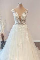 Long A-Line Sweetheart Floral Lace Tulle Wedding Dress