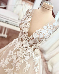 Long A-Line V-neck Wide Straps Backless Appliques Lace Tulle Wedding Dress