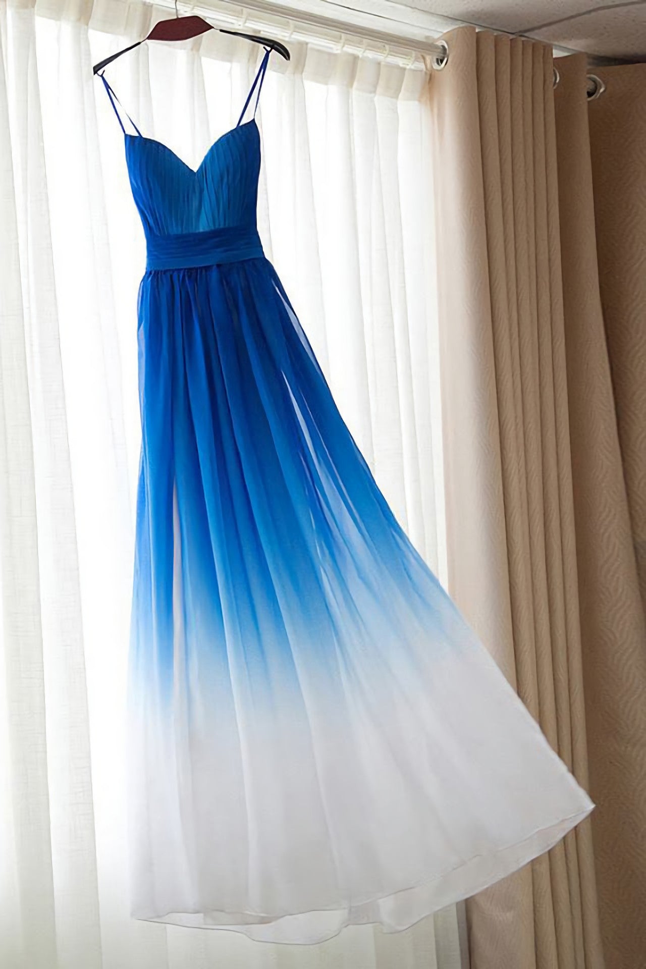 Spaghetti Strap Royal Blue Ombre Long Chiffon Royal Blue Ombre A Line Sweetheart Prom Dresses