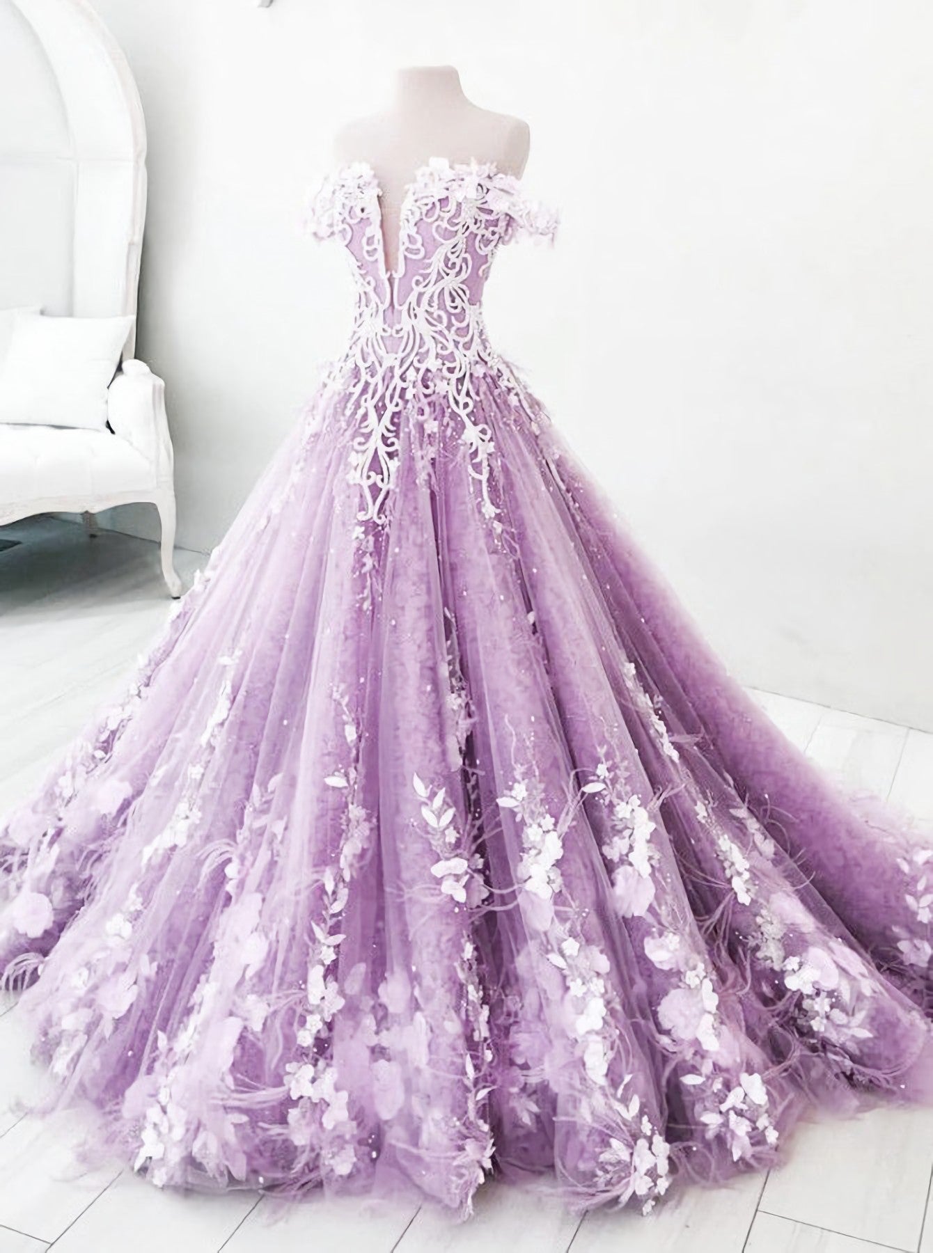 Off The Shoulder Lilac Appliques Floor Length Prom Dresses