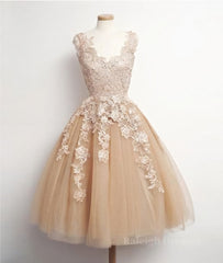 Retro Champagne V-neck Applique Short Prom Dress, Lace Evening Dresses, Party Dresses