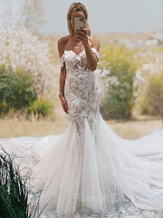 Trumpet/Mermaid Off-the-Shoulder Cathedral Train Tulle Wedding Dresses With Appliques Lace