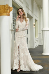 V-Neck High Split Long Sleeves Lace Wedding Dresses With Court Train